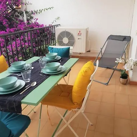 Appt Cameron Akoya Conserjeria, Vue Apartment Roses